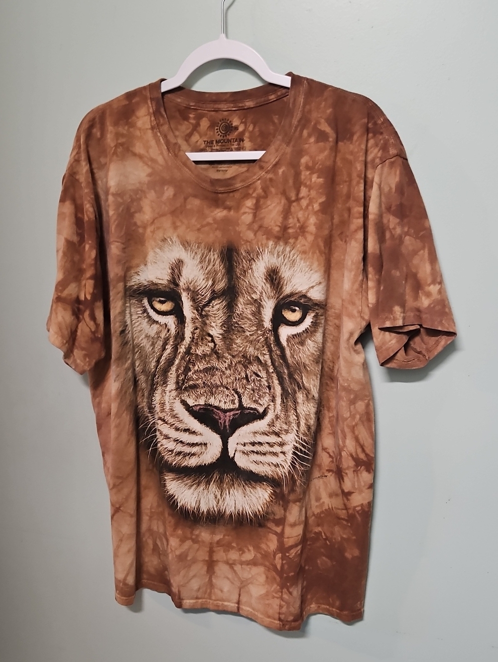 The Mountain Brown Tie-Dye Lion Face T-Shirt